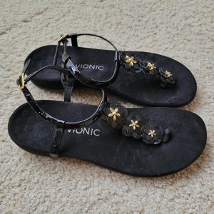 Vionic Paulie Sandals Size 9